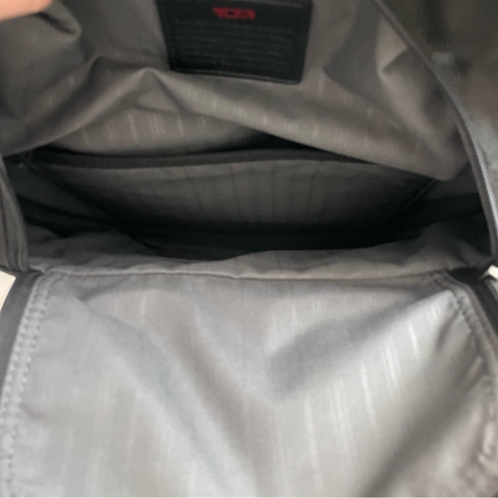 Tumi Backpack Alpha Business Pockets Organization Laptop Travel Carry On Black - Picture 11 of 16